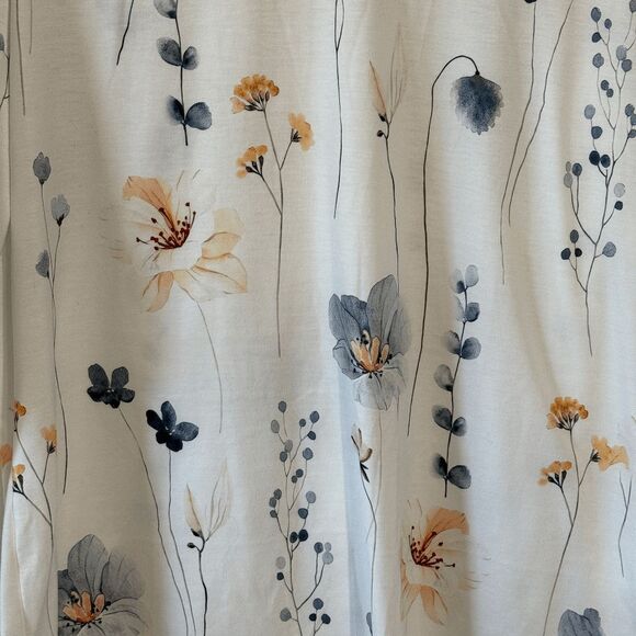 Shall We, Floral Pullover Tunic,‎ Long Sleeved, Scooped Neck - Picture 6 of 10